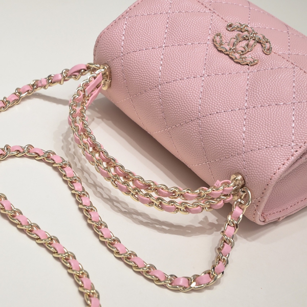 シャネルバッグ素材ディテール